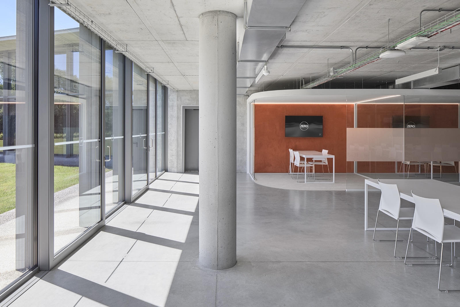 Common area with glazed corridor